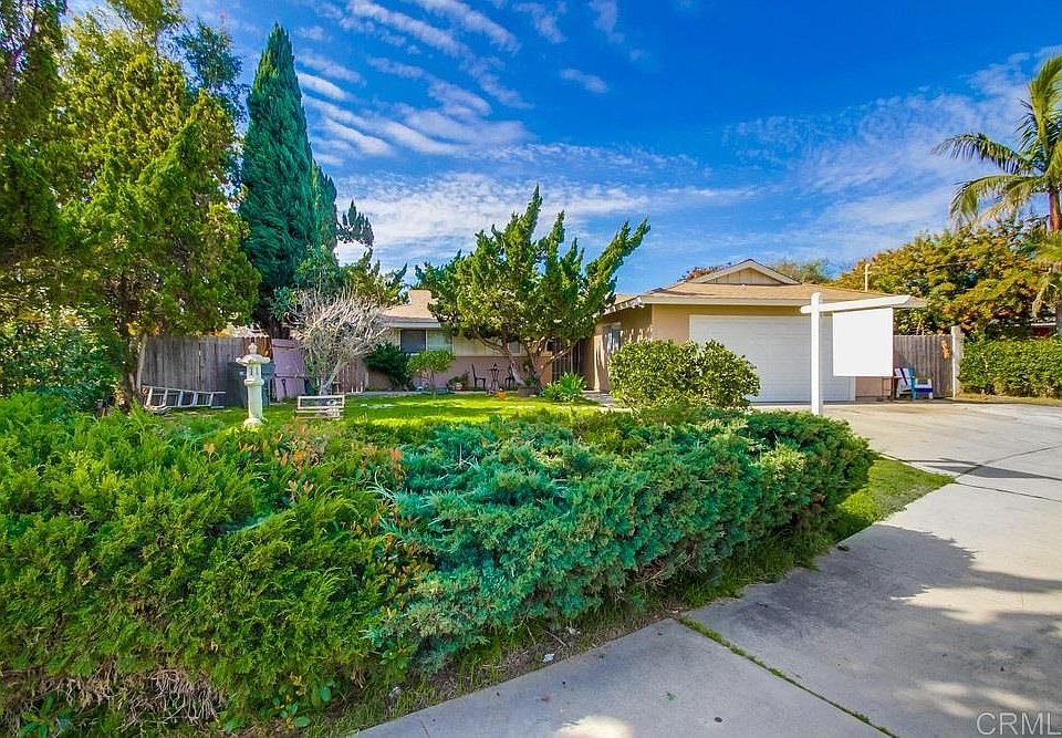 2nd image of 543 Luna Dr