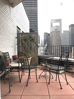 Rented by Mason Real Estate | media 13
