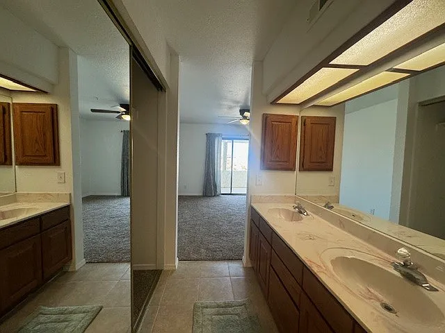 2022 Merrill Ln #7I — Photo 40