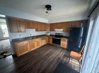 2225 Stoneybrook Rd #3, Pekin, IL 61554