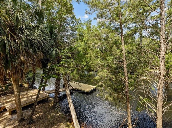 1334 Jr Howell Rd NE, Steinhatchee, FL 32359