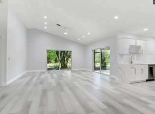 7601 Forest Green Ln, Boynton Beach, FL 33436