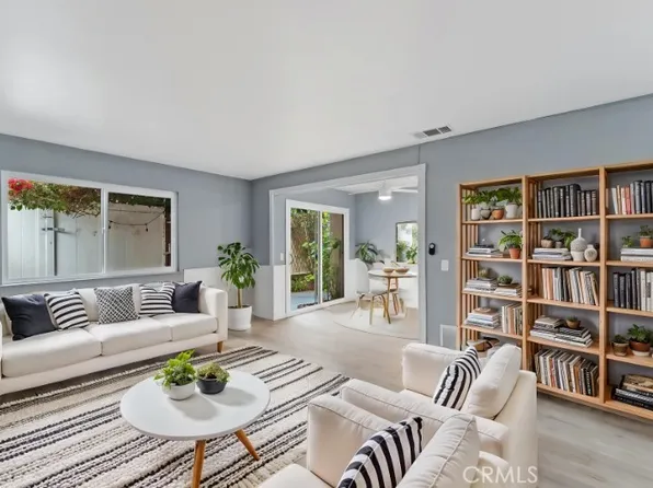 1317 Via Santiago Unit C, Corona, CA 92882