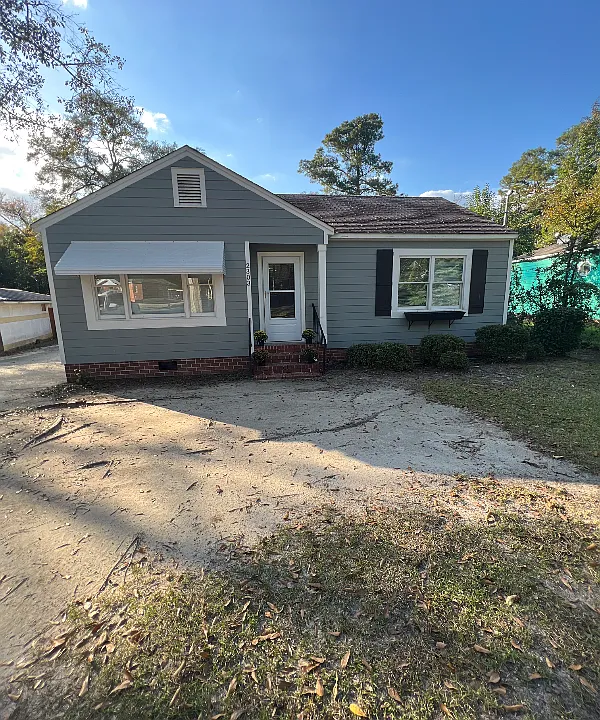 2303 Avalon Rd