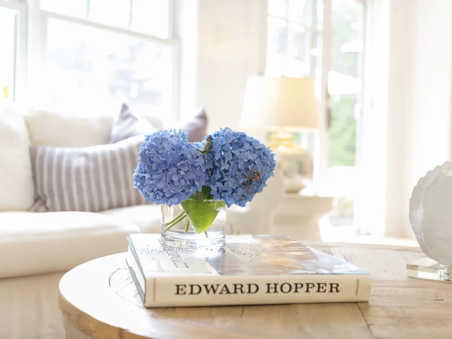 Charm & Tasteful Cape in East Hampton's Northwest — Photo 3