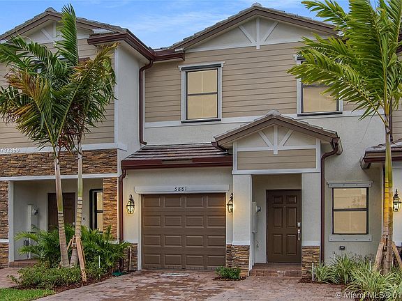 2nd image of 5881 E Paso Fino Pl #5881