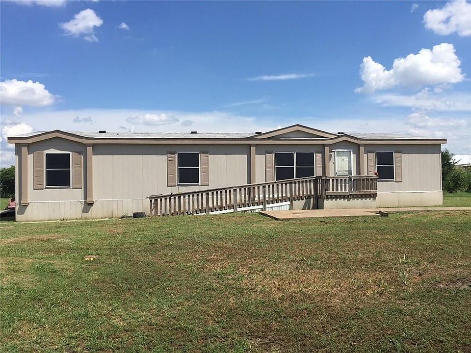 1st image of 3901 Meadow Vista Cir