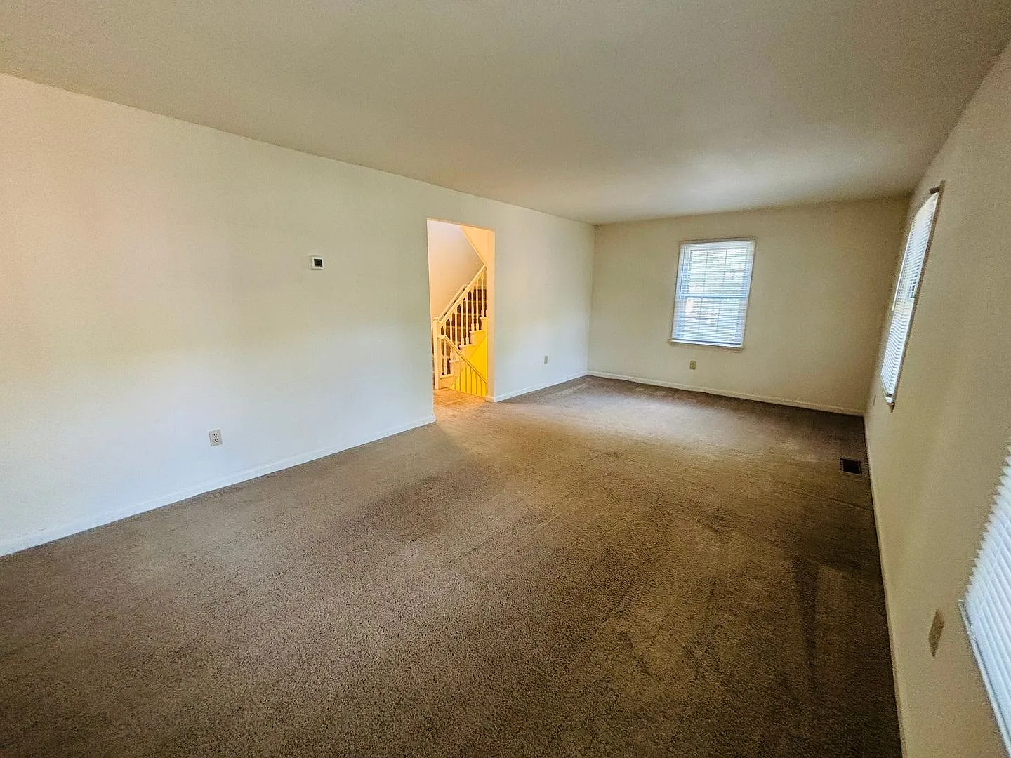3 Bedroom 2.5 Bath Townhouse — Photo 3