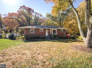 6809 Jerome St, Springfield, VA 22150