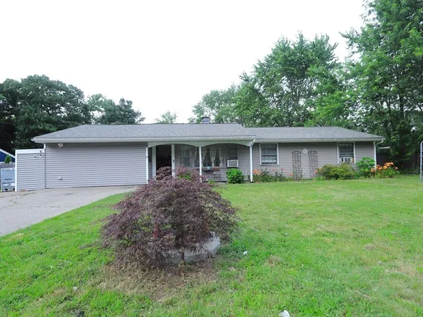 9 Corala Rd, Brockton, MA 02302