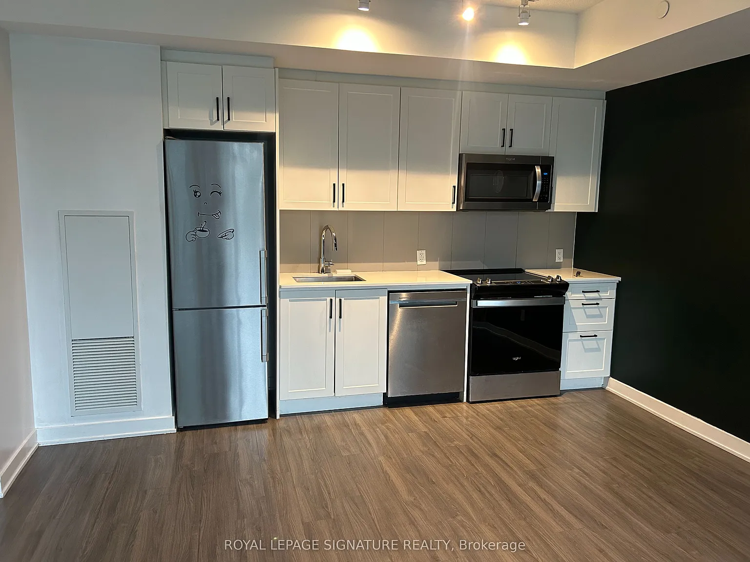 1 bed, $2,200 — Photo 2