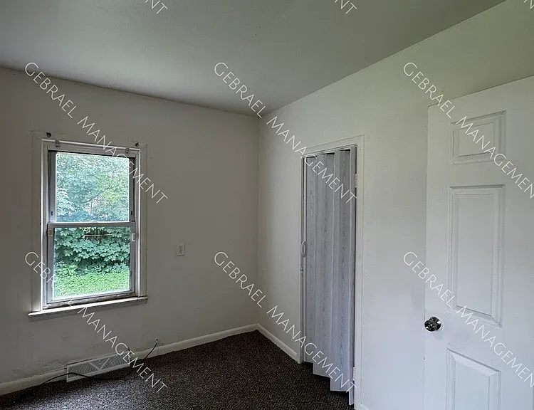 3501 Brunswick Ave — Photo 10