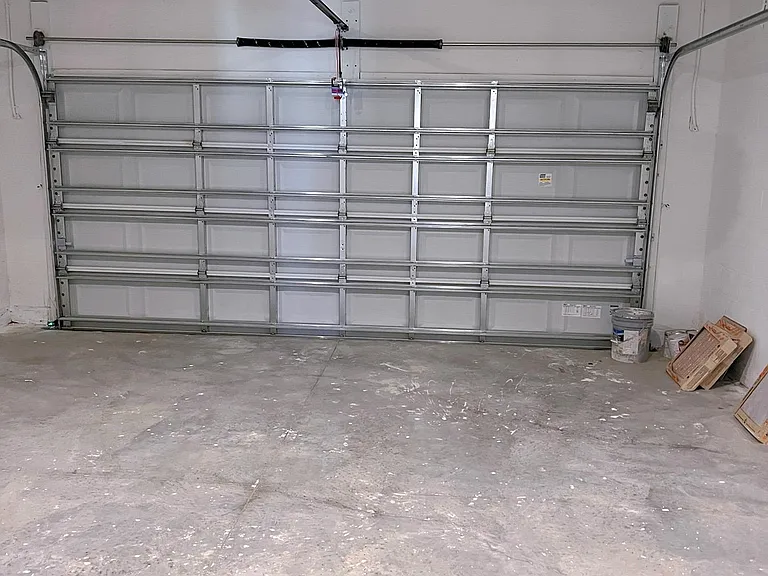 352 Loch Ct — Photo 18