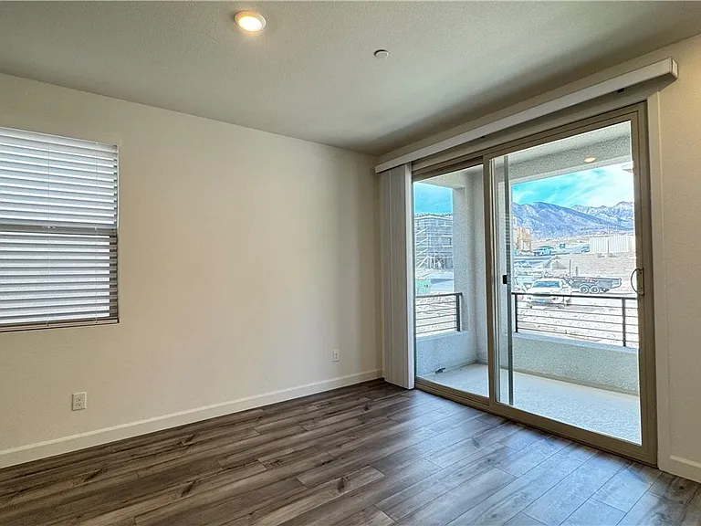 1429 Whistling Kite St — Photo 15