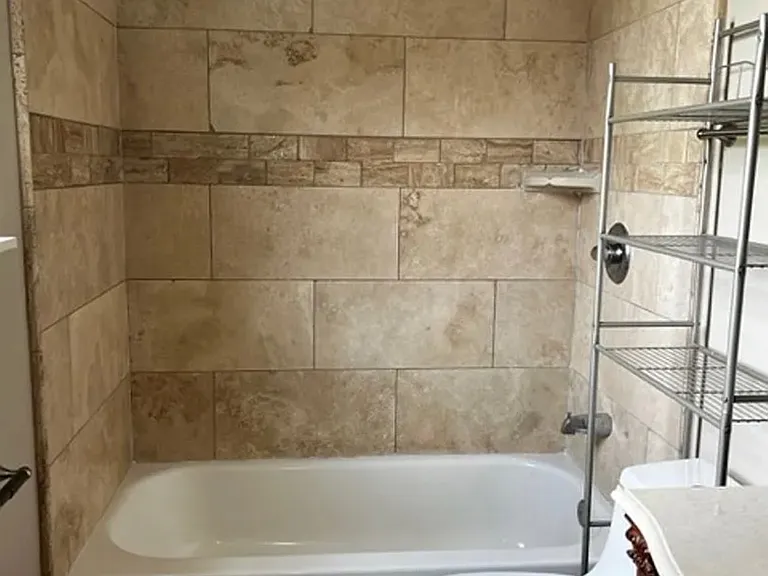 253 Sutter Crst W — Photo 15