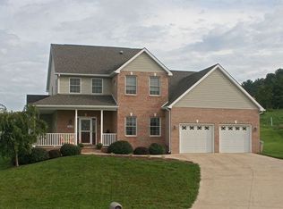 2610 Rising Rock Ct, Harrisonburg, VA 22802