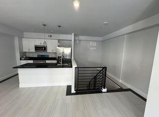 614 N 13th St #1, Philadelphia, PA 19123