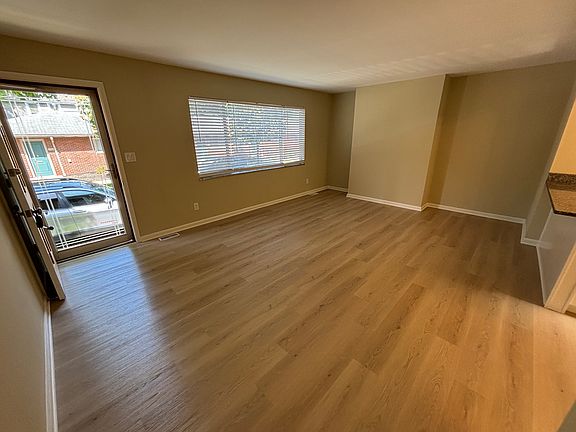 2nd image of 1112 S Washington Ave