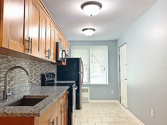 4th image of 94-25 57th Ave APT 2S