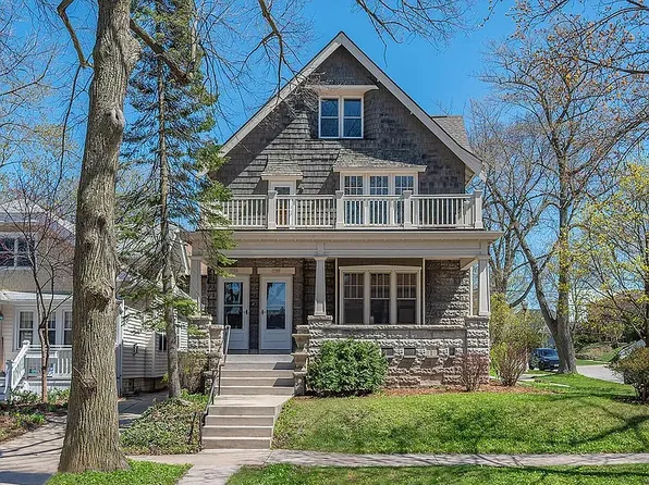 3700 N Murray Ave, Milwaukee, WI 53211