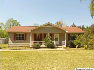 240 Lakewood Rd, Rainbow City, AL 35906