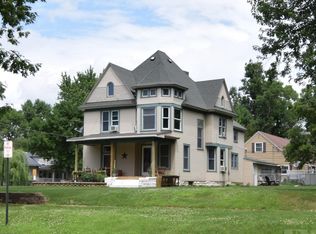 917 W Broadway St, Eagle Grove, IA 50533