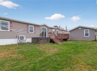 22 Tobique Ln, Dieppe, NB E1A5J5