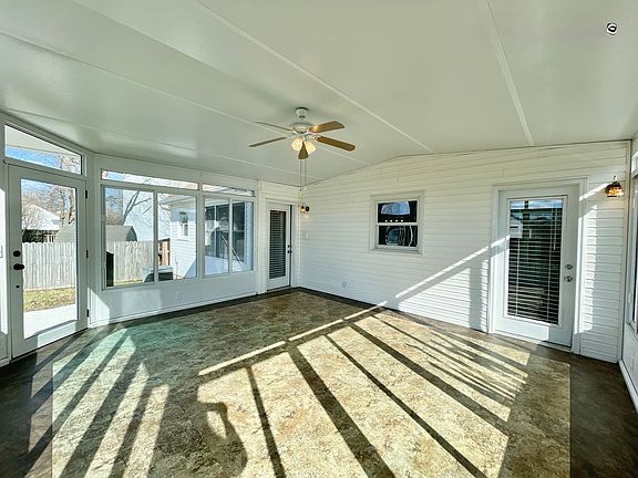 4th image of 2309 Cornstalk Ct