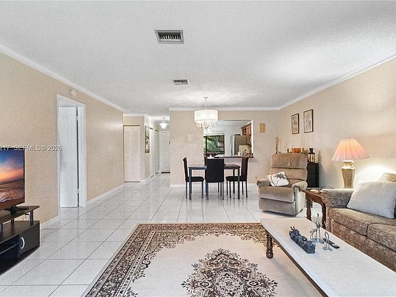 3rd image of 145 S Laurel Dr #606