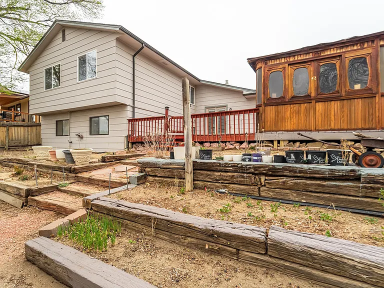 7425 Painted Rock Dr — Photo 38