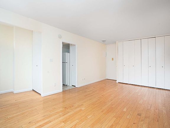 5th image of 343 E 74th St APT 12J