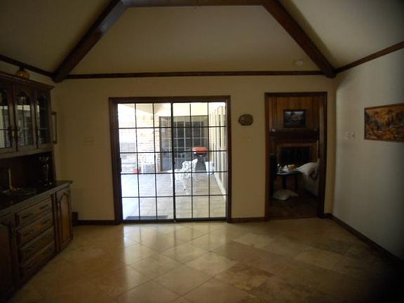 5th image of 4109 Prospect Ln