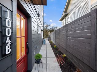 1004B N 48th St, Seattle, WA 98103
