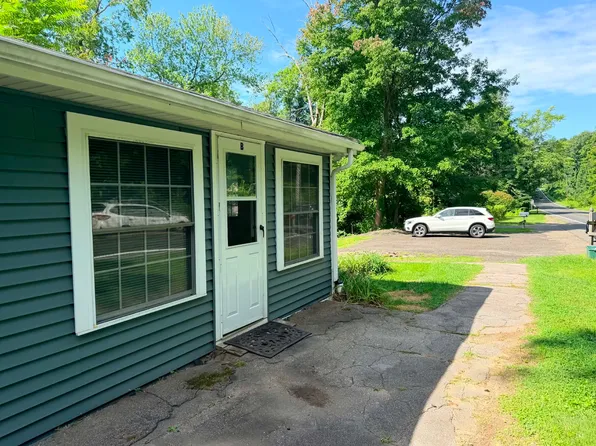 183 Sugar St #2, Newtown, CT 06470