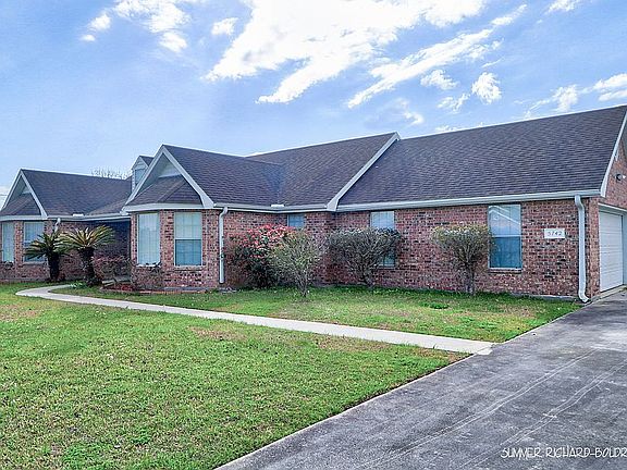 3rd image of 5742 Barrett Ln