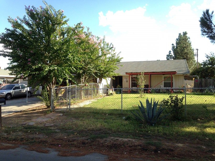 2nd image of 25572 Honda Rd