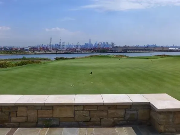 20 West 49th Street image 22 of 26