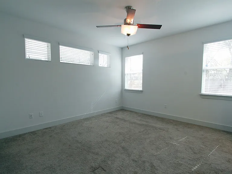 1507 Homespun Rd — Photo 17