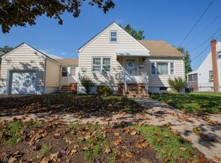 117 E Stimpson Ave, Linden, NJ 07036
