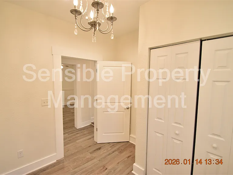 907 E Patterson St — Photo 23