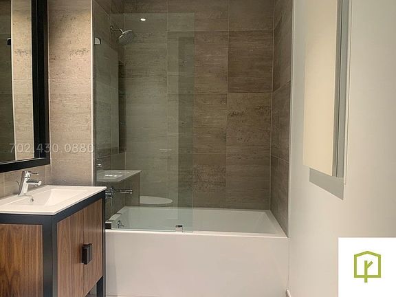 4th image of 1134 Fulton St #615