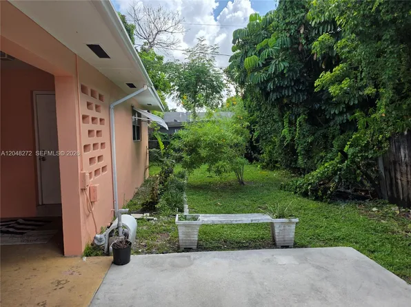 6130 Funston St, Hollywood, FL