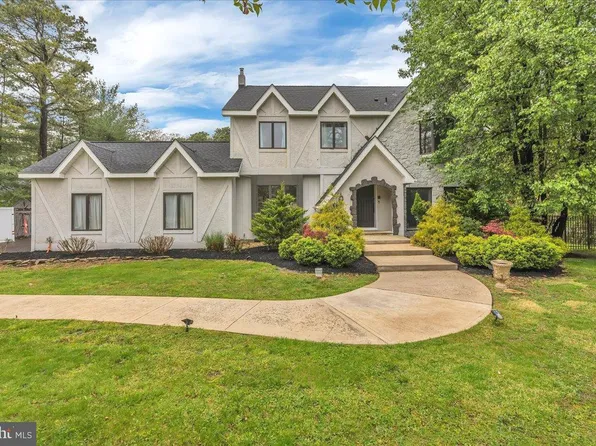 111 Bortons Rd, Marlton, NJ 08053