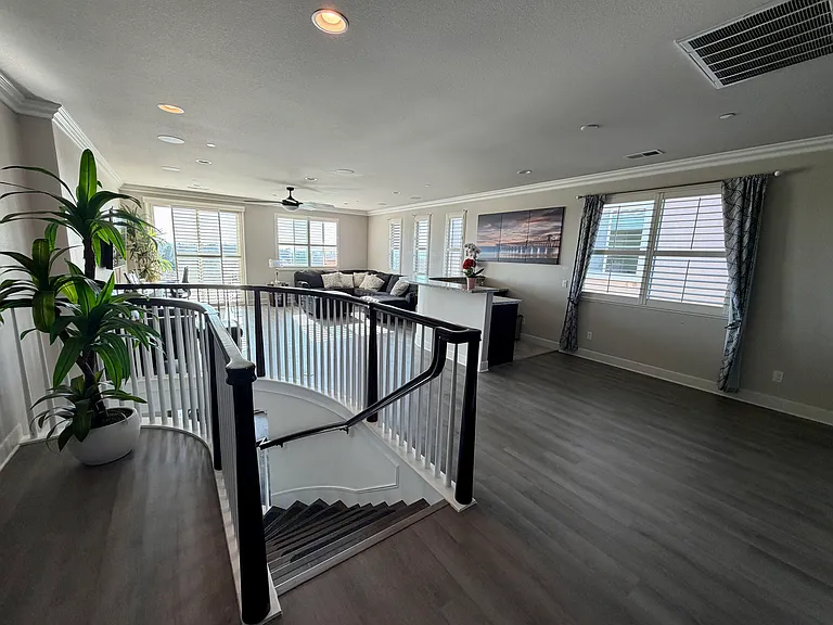 442 Cota Ln — Photo 15