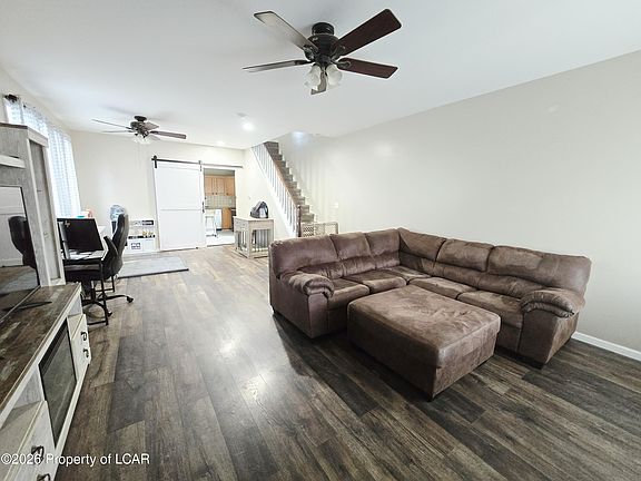 5th image of 282 Riverside Dr