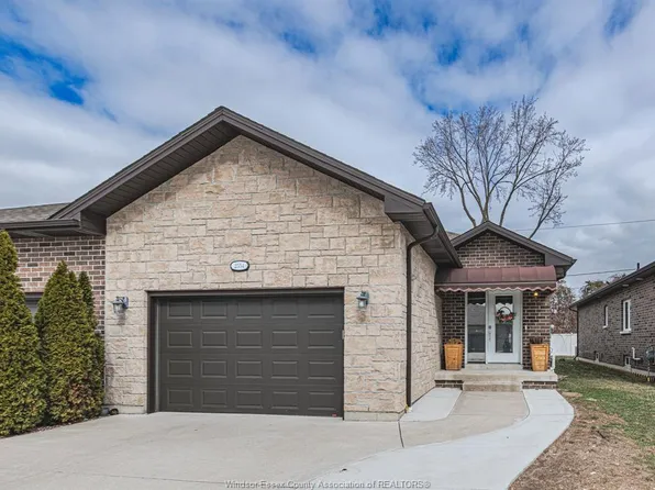 2554 Olive Rd, Windsor, ON N8T 0B1