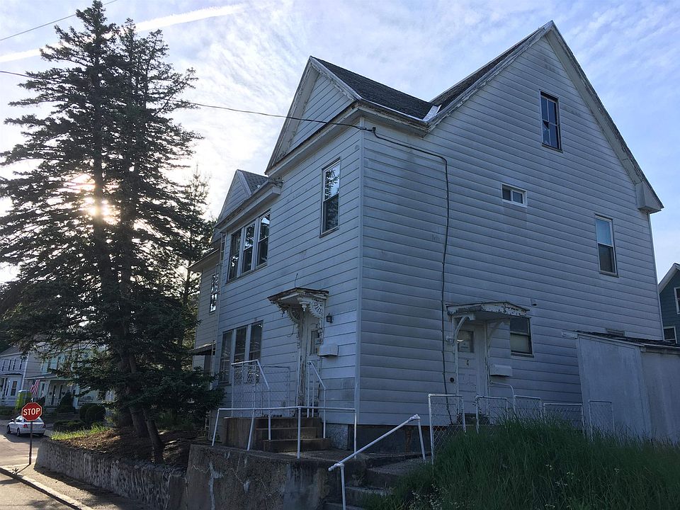 1st image of 131-133 Tolles Street