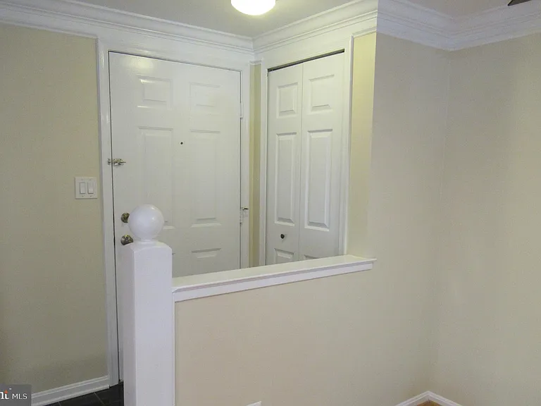 244 S Reynolds St #111 — Photo 3