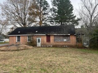 22290 Thomaston Rd, Newsoms, VA 23874