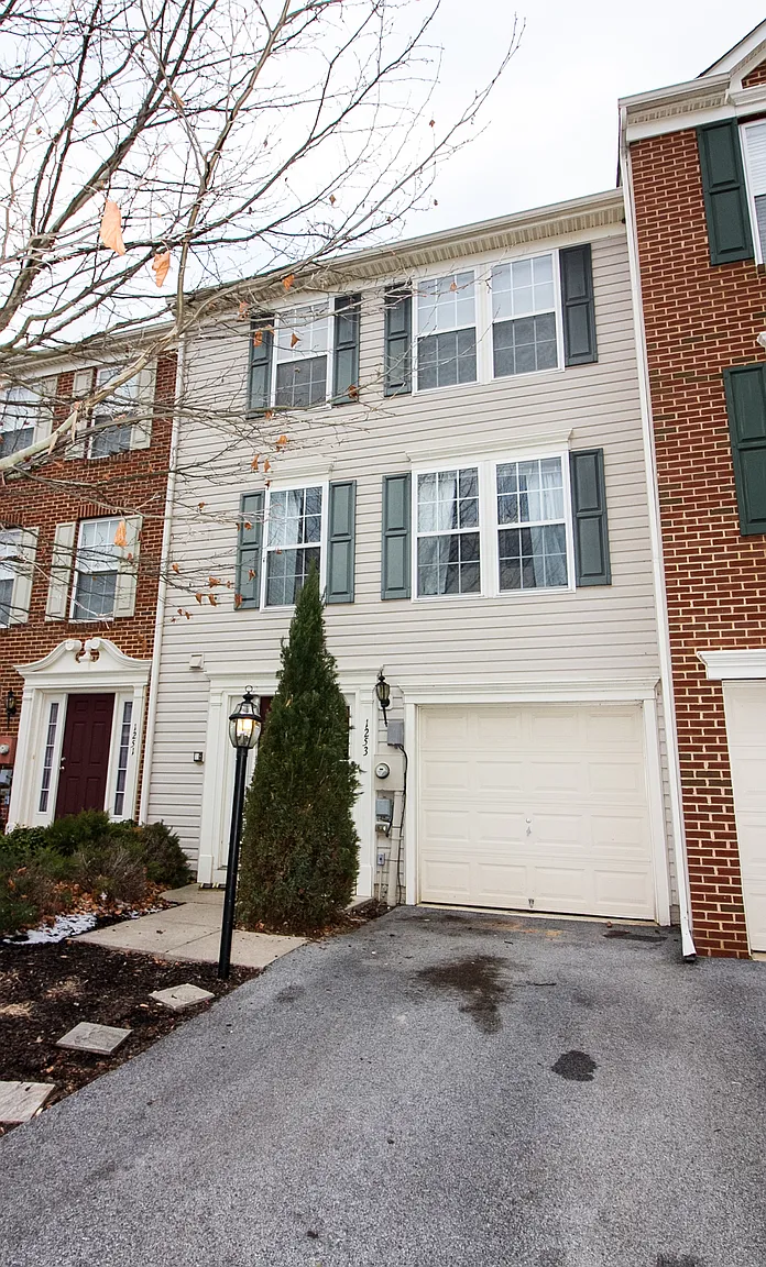 1253 Steed St photo 1